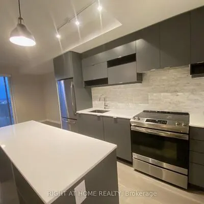 4065,&nbsp;Confederation, City Centre, Mississauga
