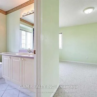 5030,&nbsp;Heatherleigh, East Credit, Mississauga
