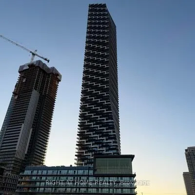 448,&nbsp;Burnhamthorpe, City Centre, Mississauga