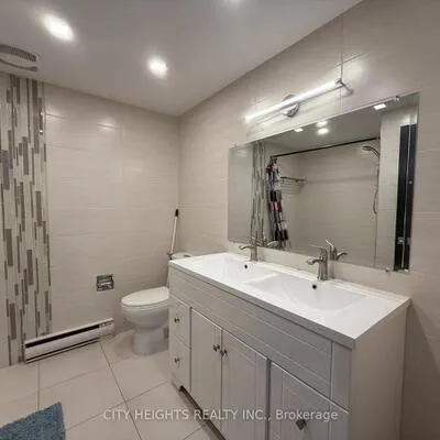 180,&nbsp;Mississauga Valley, Mississauga Valleys, Mississauga