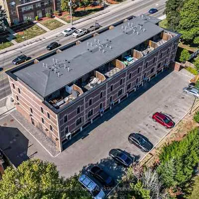 760,&nbsp;Lakeshore, Lakeview, Mississauga