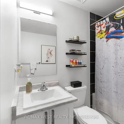 1062,&nbsp;Douglas McCurdy, Lakeview, Mississauga