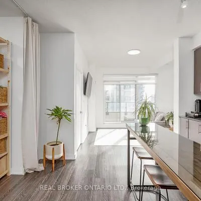 4085, Parkside Village, City Centre, Mississauga