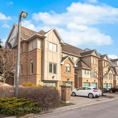 1050, Bristol, East Credit, Mississauga