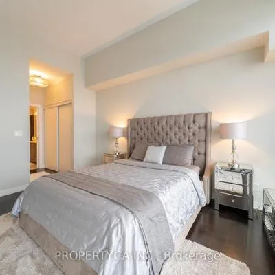 223,&nbsp;Webb, City Centre, Mississauga