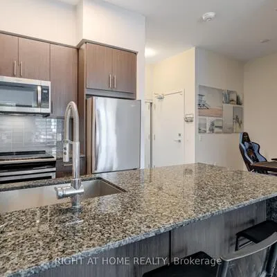 4085, parkside village, Creditview, Mississauga