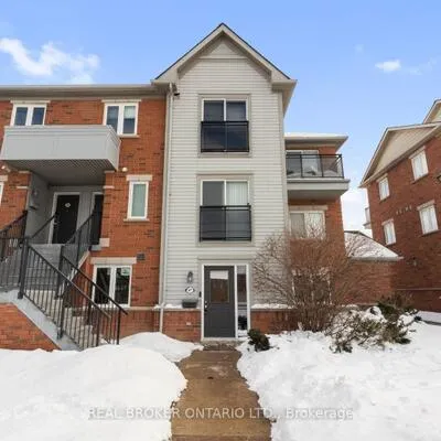 4620,&nbsp;Guildwood, Hurontario, Mississauga