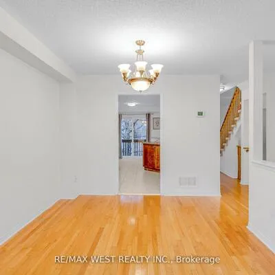 5530,&nbsp;Glen Erin, Central Erin Mills, Mississauga