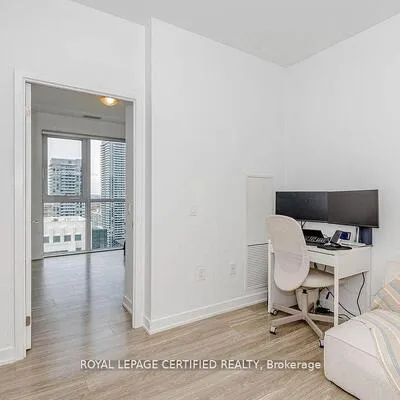 4055,&nbsp;Parkside Village, City Centre, Mississauga