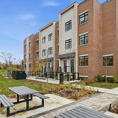 1115,&nbsp;Douglas McCurdy Common, Lakeview, Mississauga
