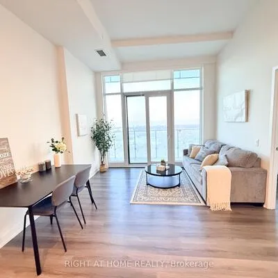3883,&nbsp;Quartz, City Centre, Mississauga