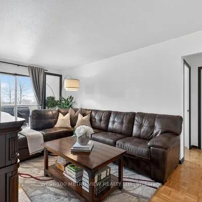 1275,&nbsp;Silver Spear, Applewood, Mississauga