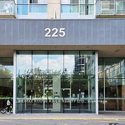 225,&nbsp;Webb, City Centre, Mississauga