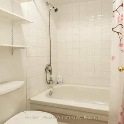 60,&nbsp;Barondale, Hurontario, Mississauga