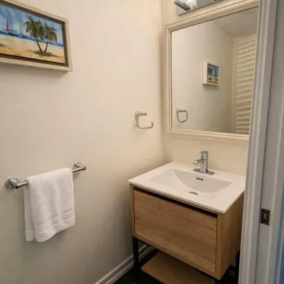 215,&nbsp;Mississauga Valley, Mississauga Valleys, Mississauga