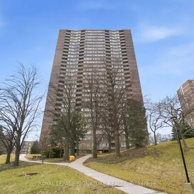 3100,&nbsp;Kirwin, Cooksville, Mississauga