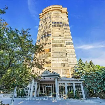 50,&nbsp;Eglinton, Hurontario, Mississauga
