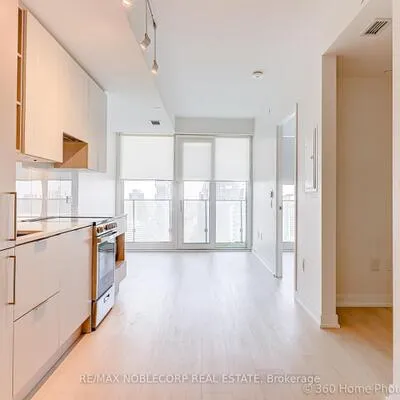 3900, Confederation, City Centre, Mississauga