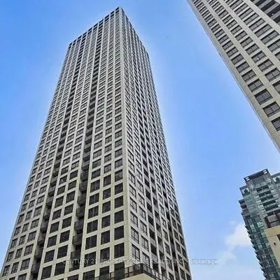 30,&nbsp;Elm, Fairview, Mississauga