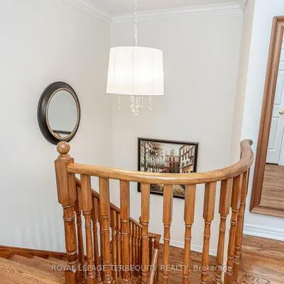 485,&nbsp;Bristol, Hurontario, Mississauga