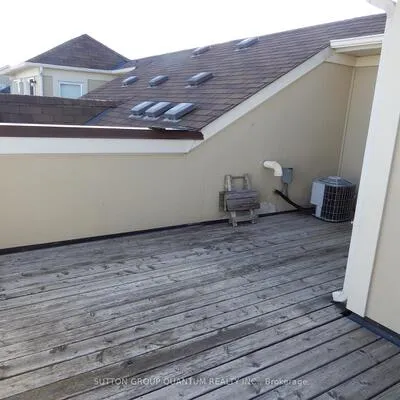594,&nbsp;Shoreline, Cooksville, Mississauga