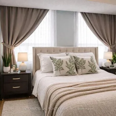 3650,&nbsp;Kaneff, Mississauga Valleys, Mississauga