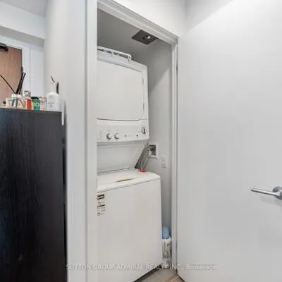 4065,&nbsp;Confederation, City Centre, Mississauga