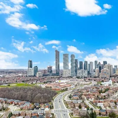 135,&nbsp;Hillcrest, Cooksville, Mississauga