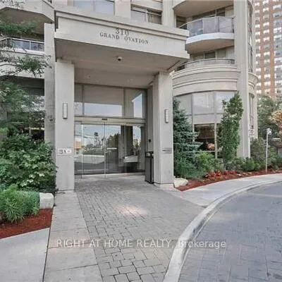 310,&nbsp;Burnhamthorpe, City Centre, Mississauga
