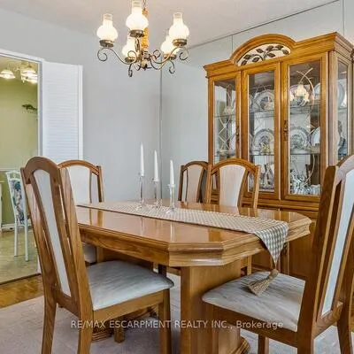1333,&nbsp;BLOOR, Applewood, Mississauga