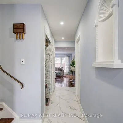 3525,&nbsp;Brandon Gate, Malton, Mississauga