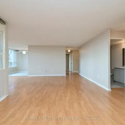 330,&nbsp;Rathburn, Creditview, Mississauga