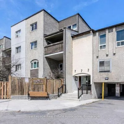 1055,&nbsp;Dundas, Applewood, Mississauga