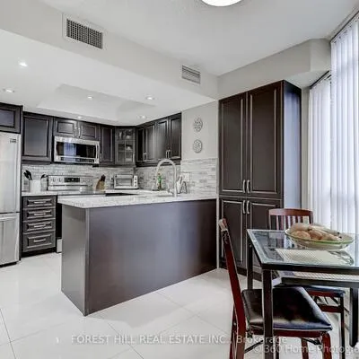 45,&nbsp;Kingsbridge Garden, Hurontario, Mississauga