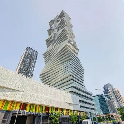 3900,&nbsp;Confederation, City Centre, Mississauga