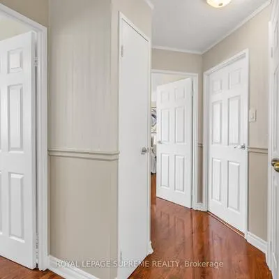 3590,&nbsp;Kaneff, Mississauga Valleys, Mississauga