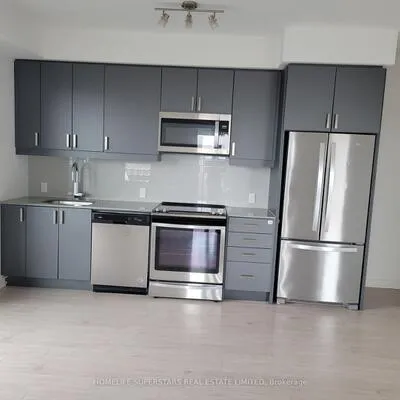 8,&nbsp;Nahani, Hurontario, Mississauga