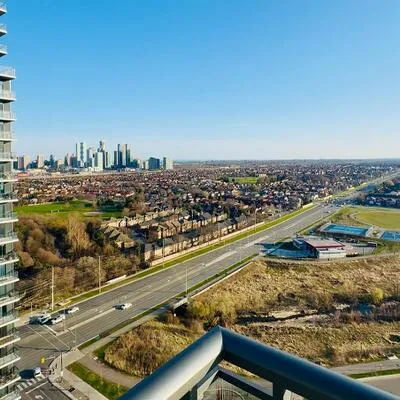5025,&nbsp;Four Springs, Hurontario, Mississauga