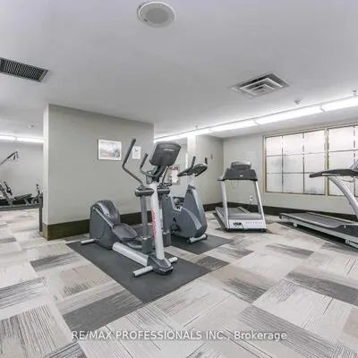 700,&nbsp;Constellation, Hurontario, Mississauga