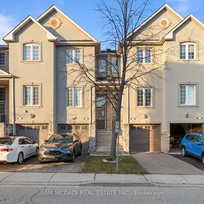 435,&nbsp;Hensall, Cooksville, Mississauga