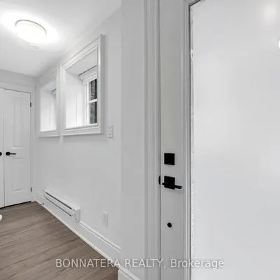 15,&nbsp;Lunar, Streetsville, Mississauga