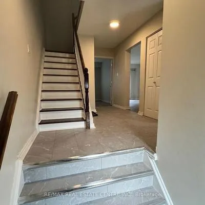 5536,&nbsp;Montevideo, Meadowvale, Mississauga