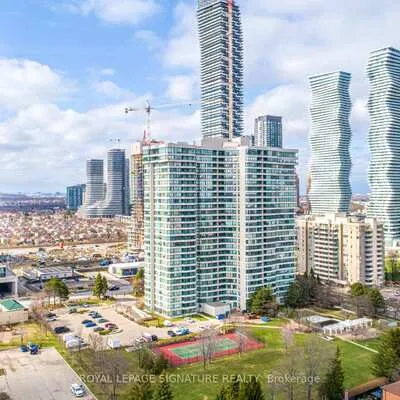 550,&nbsp;Webb, City Centre, Mississauga