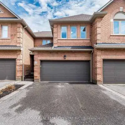 1905,&nbsp;Broad Hollow, Erin Mills, Mississauga