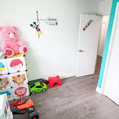 2485,&nbsp;Woking, Sheridan, Mississauga