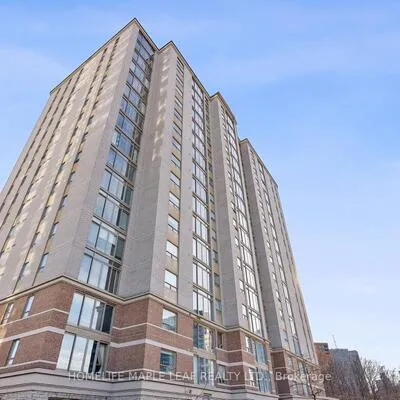 200,&nbsp;Burnhamthorpe, City Centre, Mississauga