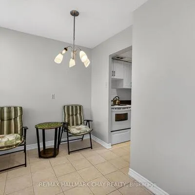 3650,&nbsp;Kaneff, Mississauga Valleys, Mississauga