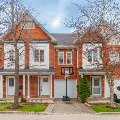 1588,&nbsp;South Parade, East Credit, Mississauga