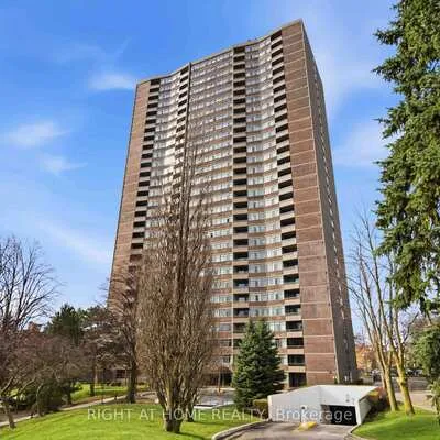 3100,&nbsp;Kirwin, Cooksville, Mississauga