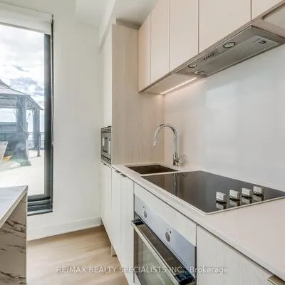 86,&nbsp;Dundas, Cooksville, Mississauga
